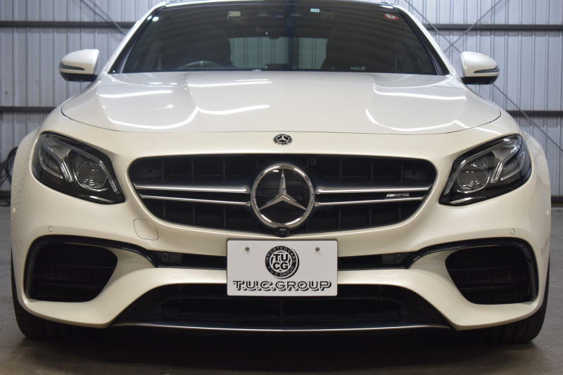 AMG Eクラス E63 S 4M+ ｴｸｽｸﾙｰｼﾌﾞ ﾚｰﾀﾞｰSP 右H 612馬力 ｴｸｽｸﾙｰｼﾌﾞP MEｺﾈｸﾄ ﾊﾟﾉﾗﾏSR ﾋｰﾀｰｸｰﾗｰ黒革 ﾃﾞｨｽﾄﾛ BSM Lﾁｪﾝｼﾞ AMGｴｱﾛ20AW ｷｰGo PTS ﾌｯﾄﾄﾗﾝｸ HUD ﾌﾞﾙﾒS 地ﾃﾞｼﾞ360ｶﾒﾗ 2年保証