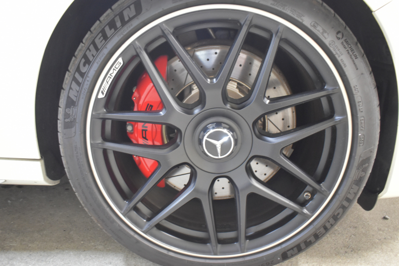 AMG Eクラス E63 S 4M+ ｴｸｽｸﾙｰｼﾌﾞ ﾚｰﾀﾞｰSP 右H 612馬力 ｴｸｽｸﾙｰｼﾌﾞP MEｺﾈｸﾄ ﾊﾟﾉﾗﾏSR ﾋｰﾀｰｸｰﾗｰ黒革 ﾃﾞｨｽﾄﾛ BSM Lﾁｪﾝｼﾞ AMGｴｱﾛ20AW ｷｰGo PTS ﾌｯﾄﾄﾗﾝｸ HUD ﾌﾞﾙﾒS 地ﾃﾞｼﾞ360ｶﾒﾗ 2年保証