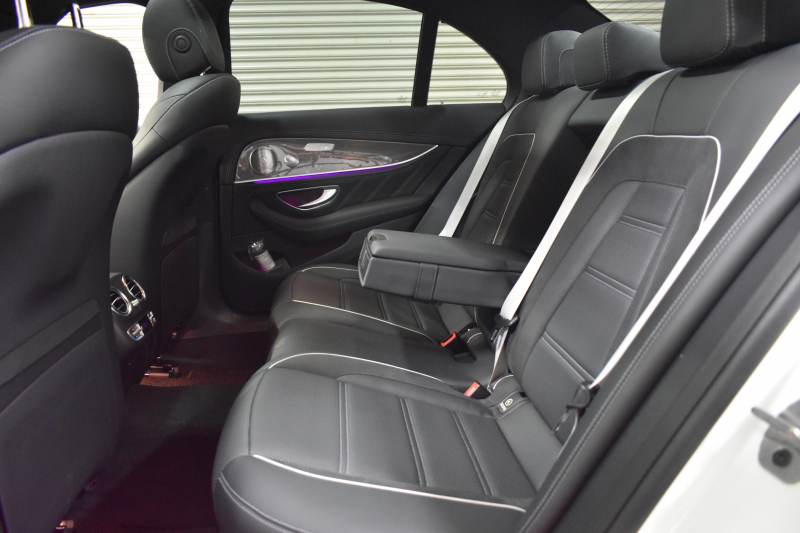 AMG Eクラス E63 S 4M+ ｴｸｽｸﾙｰｼﾌﾞ ﾚｰﾀﾞｰSP 右H 612馬力 ｴｸｽｸﾙｰｼﾌﾞP MEｺﾈｸﾄ ﾊﾟﾉﾗﾏSR ﾋｰﾀｰｸｰﾗｰ黒革 ﾃﾞｨｽﾄﾛ BSM Lﾁｪﾝｼﾞ AMGｴｱﾛ20AW ｷｰGo PTS ﾌｯﾄﾄﾗﾝｸ HUD ﾌﾞﾙﾒS 地ﾃﾞｼﾞ360ｶﾒﾗ 2年保証