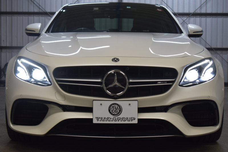 AMG Eクラス E63 S 4M+ ｴｸｽｸﾙｰｼﾌﾞ ﾚｰﾀﾞｰSP 右H 612馬力 ｴｸｽｸﾙｰｼﾌﾞP MEｺﾈｸﾄ ﾊﾟﾉﾗﾏSR ﾋｰﾀｰｸｰﾗｰ黒革 ﾃﾞｨｽﾄﾛ BSM Lﾁｪﾝｼﾞ AMGｴｱﾛ20AW ｷｰGo PTS ﾌｯﾄﾄﾗﾝｸ HUD ﾌﾞﾙﾒS 地ﾃﾞｼﾞ360ｶﾒﾗ 2年保証