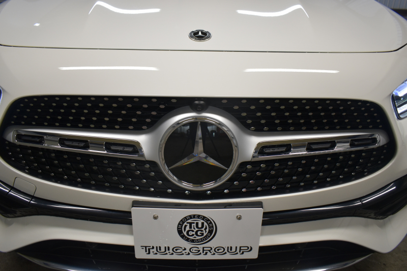 メルセデスベンツ GLA GLA200d 4ﾏﾁｯｸ AMGﾗｲﾝ/AMGﾚｻﾞｰｴｸｽｸﾙｰｼﾌﾞP/ﾚｰﾀﾞｰSP 燃費16.5 ﾃﾞｨｰｾﾞﾙTB ﾊﾟﾉﾗﾏｻﾝR ﾋｰﾀｰ付赤黒革ｼｰﾄ ﾃﾞｨｽﾄﾛ BSM Lﾁｪﾝｼﾞ AMGｴｱﾛ19AW ｷｰﾚｽGO PTS ﾌｯﾄﾄﾗﾝｸ 対話式ﾅﾋﾞ 360ｶﾒﾗ 2年保証