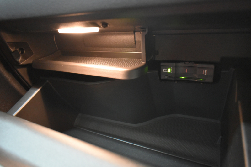 メルセデスベンツ GLA GLA200d 4ﾏﾁｯｸ AMGﾗｲﾝ/AMGﾚｻﾞｰｴｸｽｸﾙｰｼﾌﾞP/ﾚｰﾀﾞｰSP 燃費16.5 ﾃﾞｨｰｾﾞﾙTB ﾊﾟﾉﾗﾏｻﾝR ﾋｰﾀｰ付赤黒革ｼｰﾄ ﾃﾞｨｽﾄﾛ BSM Lﾁｪﾝｼﾞ AMGｴｱﾛ19AW ｷｰﾚｽGO PTS ﾌｯﾄﾄﾗﾝｸ 対話式ﾅﾋﾞ 360ｶﾒﾗ 2年保証