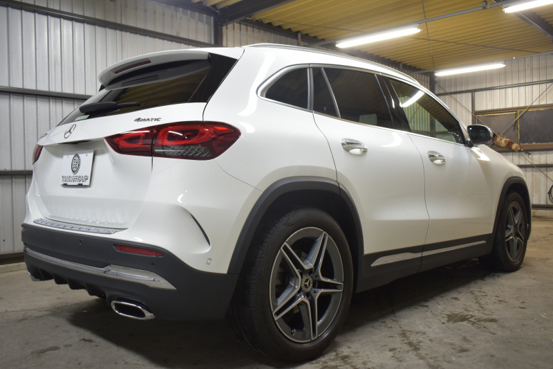 メルセデスベンツ GLA GLA200d 4ﾏﾁｯｸ AMGﾗｲﾝ/AMGﾚｻﾞｰｴｸｽｸﾙｰｼﾌﾞP/ﾚｰﾀﾞｰSP 燃費16.5 ﾃﾞｨｰｾﾞﾙTB ﾊﾟﾉﾗﾏｻﾝR ﾋｰﾀｰ付赤黒革ｼｰﾄ ﾃﾞｨｽﾄﾛ BSM Lﾁｪﾝｼﾞ AMGｴｱﾛ19AW ｷｰﾚｽGO PTS ﾌｯﾄﾄﾗﾝｸ 対話式ﾅﾋﾞ 360ｶﾒﾗ 2年保証