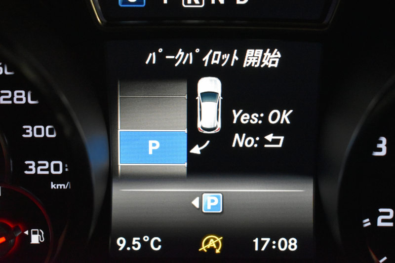 AMG GLA GLA45 4ﾏﾁｯｸ ﾚｰﾀﾞｰｾｰﾌﾃｨP 高出力ｴﾝｼﾞﾝ360馬力 ﾊﾟﾉﾗﾏｻﾝﾙｰﾌ ﾋｰﾀｰ黒革 ﾃﾞｨｽﾄﾛﾆｯｸﾌﾟﾗｽ ﾌﾞﾗｲﾝｯﾄﾞｽﾎﾟｯﾄ ﾚｰﾝｷｰﾌﾟ AMGｴｱﾛ19AW ｷｰﾚｽGO ﾊﾟｰｸﾄﾛﾆｯｸ 地デジBｶﾒﾗ 2年保証