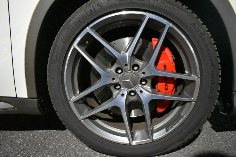 AMG GLA GLA45 4ﾏﾁｯｸ ﾚｰﾀﾞｰｾｰﾌﾃｨP 高出力ｴﾝｼﾞﾝ360馬力 ﾊﾟﾉﾗﾏｻﾝﾙｰﾌ ﾋｰﾀｰ黒革 ﾃﾞｨｽﾄﾛﾆｯｸﾌﾟﾗｽ ﾌﾞﾗｲﾝｯﾄﾞｽﾎﾟｯﾄ ﾚｰﾝｷｰﾌﾟ AMGｴｱﾛ19AW ｷｰﾚｽGO ﾊﾟｰｸﾄﾛﾆｯｸ 地デジBｶﾒﾗ 2年保証