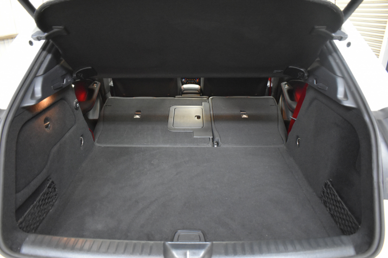 AMG GLA GLA45 4ﾏﾁｯｸ ﾚｰﾀﾞｰｾｰﾌﾃｨP 高出力ｴﾝｼﾞﾝ360馬力 ﾊﾟﾉﾗﾏｻﾝﾙｰﾌ ﾋｰﾀｰ黒革 ﾃﾞｨｽﾄﾛﾆｯｸﾌﾟﾗｽ ﾌﾞﾗｲﾝｯﾄﾞｽﾎﾟｯﾄ ﾚｰﾝｷｰﾌﾟ AMGｴｱﾛ19AW ｷｰﾚｽGO ﾊﾟｰｸﾄﾛﾆｯｸ 地デジBｶﾒﾗ 2年保証