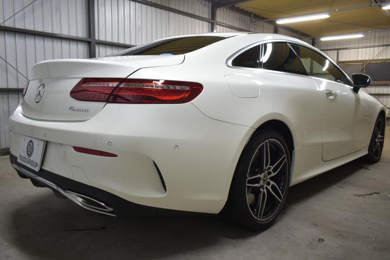 メルセデスベンツ Eクラス E450 4ﾏﾁｯｸ ｸｰﾍﾟ ｽﾎﾟｰﾂ ｴｸｽｸﾙｰｼﾌﾞ ﾚｰﾀﾞｰｾｰﾌﾃｨP 367馬力 3.0ﾘｯﾀｰ/V6 4WD ﾊﾟﾉﾗﾏｻﾝﾙｰﾌ ﾋｰﾀｰ/ｸｰﾗｰ赤黒革 ﾌﾞﾙﾒｽﾀｰ HUD ﾃﾞｨｽﾄﾛ ﾌﾞﾗｲﾝﾄﾞS Lﾁｪﾝｼﾞ AMGｴｱﾛ19AW HDDﾅﾋﾞTV 360ｶﾒﾗ ｷｰﾚｽGO ﾌｯﾄﾄﾗﾝｸ 2年保証