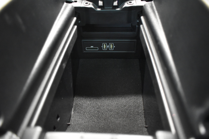 メルセデスベンツ Eクラス E450 4ﾏﾁｯｸ ｸｰﾍﾟ ｽﾎﾟｰﾂ ｴｸｽｸﾙｰｼﾌﾞ ﾚｰﾀﾞｰｾｰﾌﾃｨP 367馬力 3.0ﾘｯﾀｰ/V6 4WD ﾊﾟﾉﾗﾏｻﾝﾙｰﾌ ﾋｰﾀｰ/ｸｰﾗｰ赤黒革 ﾌﾞﾙﾒｽﾀｰ HUD ﾃﾞｨｽﾄﾛ ﾌﾞﾗｲﾝﾄﾞS Lﾁｪﾝｼﾞ AMGｴｱﾛ19AW HDDﾅﾋﾞTV 360ｶﾒﾗ ｷｰﾚｽGO ﾌｯﾄﾄﾗﾝｸ 2年保証