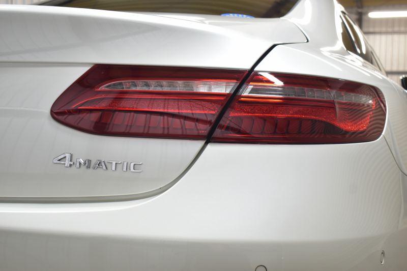 メルセデスベンツ Eクラス E450 4ﾏﾁｯｸ ｸｰﾍﾟ ｽﾎﾟｰﾂ ｴｸｽｸﾙｰｼﾌﾞ ﾚｰﾀﾞｰｾｰﾌﾃｨP 367馬力 3.0ﾘｯﾀｰ/V6 4WD ﾊﾟﾉﾗﾏｻﾝﾙｰﾌ ﾋｰﾀｰ/ｸｰﾗｰ赤黒革 ﾌﾞﾙﾒｽﾀｰ HUD ﾃﾞｨｽﾄﾛ ﾌﾞﾗｲﾝﾄﾞS Lﾁｪﾝｼﾞ AMGｴｱﾛ19AW HDDﾅﾋﾞTV 360ｶﾒﾗ ｷｰﾚｽGO ﾌｯﾄﾄﾗﾝｸ 2年保証