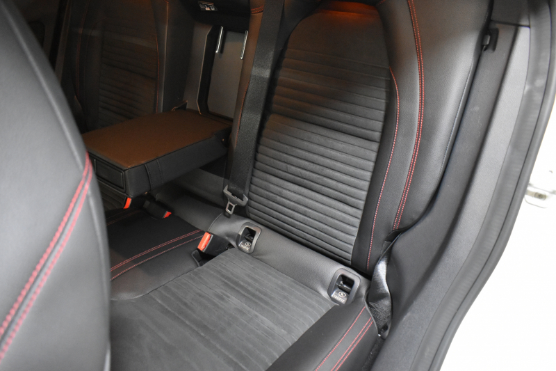 メルセデスベンツ CLAクラス CLA180 Edition Black AMGﾗｲﾝ ﾚｰﾀﾞｰｾｰﾌﾃｨP 限定250台 1ｵｰﾅｰ ﾊｰﾌﾚｻﾞｰ ﾃﾞｨｽﾄﾛ ﾌﾞﾗｲﾝﾄﾞｽﾎﾟｯﾄ ﾚｰﾝｷｰﾌﾟ AMGｴｱﾛ18AW HDDﾅﾋﾞTV ﾊﾞｯｸｶﾒﾗ ｷｰﾚｽGo ﾊﾟｰｸｱｼｽﾄ 2年保証