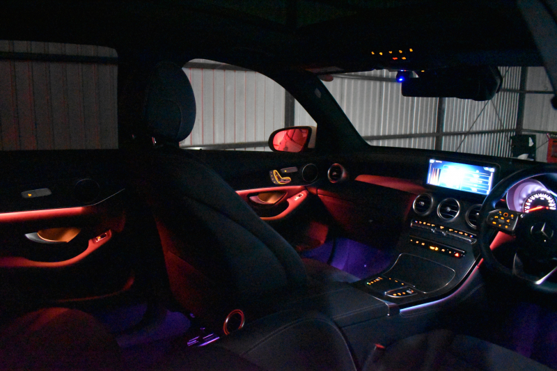 メルセデスベンツ GLC GLC220d 4ﾏﾁｯｸ AMGﾗｲﾝ ﾚｰﾀﾞｰｾｰﾌﾃｨP 後期型 1ｵｰﾅｰ ﾊﾟﾉﾗﾏｻﾝﾙｰﾌ AMGｴｱﾛ19AW ﾃﾞｨｽﾄﾛﾆｯｸ ﾌﾞﾗｲﾝﾄﾞｽﾎﾟｯﾄ ﾚｰﾝｷｰﾌﾟ ﾊｰﾌﾚｻﾞｰ MBUXﾅﾋﾞTV 360ｶﾒﾗ ｷｰﾚｽGO ﾌｯﾄｹﾞｰﾄ 2年保証