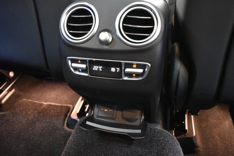 メルセデスベンツ GLC GLC220d 4ﾏﾁｯｸ AMGﾗｲﾝ ﾚｰﾀﾞｰｾｰﾌﾃｨP 後期型 1ｵｰﾅｰ ﾊﾟﾉﾗﾏｻﾝﾙｰﾌ AMGｴｱﾛ19AW ﾃﾞｨｽﾄﾛﾆｯｸ ﾌﾞﾗｲﾝﾄﾞｽﾎﾟｯﾄ ﾚｰﾝｷｰﾌﾟ ﾊｰﾌﾚｻﾞｰ MBUXﾅﾋﾞTV 360ｶﾒﾗ ｷｰﾚｽGO ﾌｯﾄｹﾞｰﾄ 2年保証