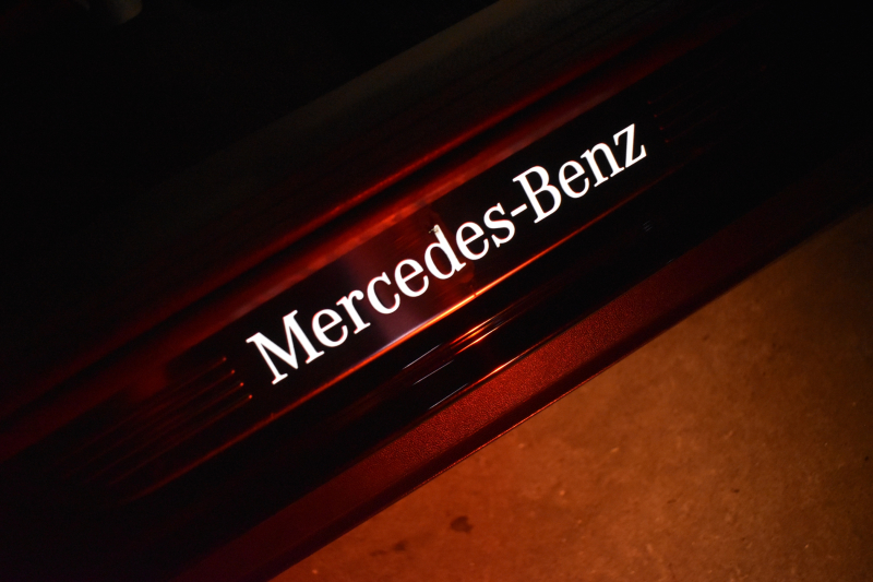 メルセデスベンツ GLCクーペ GLC250 4M ｸｰﾍﾟ ｽﾎﾟｰﾂ 本革仕様 ﾚｰﾀﾞｰｾｰﾌﾃｨP 全席ﾋｰﾀｰ黒革 ｻﾝﾙｰﾌ ﾃﾞｨｽﾄﾛ ﾌﾞﾗｲﾝﾄﾞｽﾎﾟｯﾄ Lｷｰﾌﾟ ｷｰﾚｽGo ﾍｯﾄﾞｱｯﾌﾟD 自動Fｹﾞｰﾄ ﾌﾞﾙﾒｽﾀｰS 地デジ360ｶﾒﾗ 2年保証