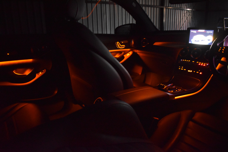 メルセデスベンツ GLCクーペ GLC250 4M ｸｰﾍﾟ ｽﾎﾟｰﾂ 本革仕様 ﾚｰﾀﾞｰｾｰﾌﾃｨP 全席ﾋｰﾀｰ黒革 ｻﾝﾙｰﾌ ﾃﾞｨｽﾄﾛ ﾌﾞﾗｲﾝﾄﾞｽﾎﾟｯﾄ Lｷｰﾌﾟ ｷｰﾚｽGo ﾍｯﾄﾞｱｯﾌﾟD 自動Fｹﾞｰﾄ ﾌﾞﾙﾒｽﾀｰS 地デジ360ｶﾒﾗ 2年保証