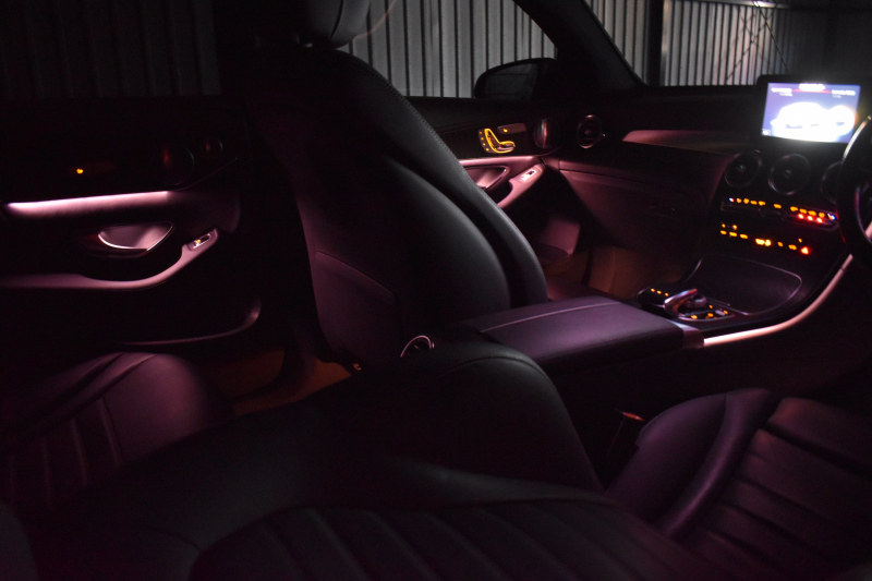 メルセデスベンツ GLCクーペ GLC250 4M ｸｰﾍﾟ ｽﾎﾟｰﾂ 本革仕様 ﾚｰﾀﾞｰｾｰﾌﾃｨP 全席ﾋｰﾀｰ黒革 ｻﾝﾙｰﾌ ﾃﾞｨｽﾄﾛ ﾌﾞﾗｲﾝﾄﾞｽﾎﾟｯﾄ Lｷｰﾌﾟ ｷｰﾚｽGo ﾍｯﾄﾞｱｯﾌﾟD 自動Fｹﾞｰﾄ ﾌﾞﾙﾒｽﾀｰS 地デジ360ｶﾒﾗ 2年保証