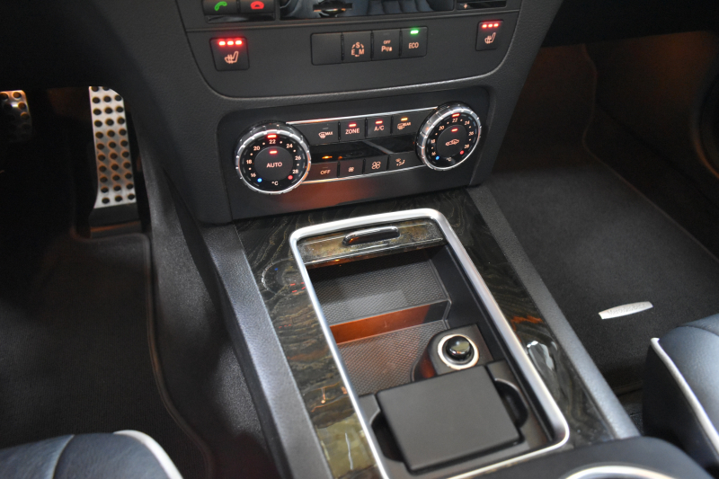 メルセデスベンツ GLKクラス GLK350 4M AMGｴｸｽｸﾙｰｼﾌﾞ ﾚｰﾀﾞｰｾｰﾌﾃｨP 後期型 左H 4WD 306馬力 ﾊﾟﾉﾗﾏｻﾝﾙｰﾌ ﾋｰﾀｰ付黒革 ﾃﾞｨｽﾄﾛ BSM Lｷｰﾌﾟ AMGｴｱﾛ20AW ｷｰﾚｽGO ﾊﾟｰｸﾄﾛ 電動ﾘｱｹﾞｰﾄ LED内蔵ｷｾﾉﾝ 地ﾃﾞｼﾞﾅﾋﾞ 360ｶﾒﾗ 2年保証