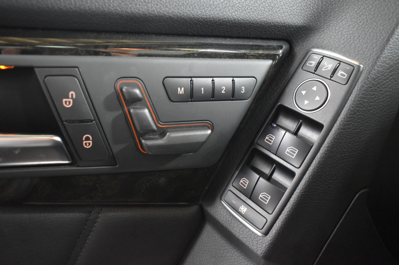 メルセデスベンツ GLKクラス GLK350 4M AMGｴｸｽｸﾙｰｼﾌﾞ ﾚｰﾀﾞｰｾｰﾌﾃｨP 後期型 左H 4WD 306馬力 ﾊﾟﾉﾗﾏｻﾝﾙｰﾌ ﾋｰﾀｰ付黒革 ﾃﾞｨｽﾄﾛ BSM Lｷｰﾌﾟ AMGｴｱﾛ20AW ｷｰﾚｽGO ﾊﾟｰｸﾄﾛ 電動ﾘｱｹﾞｰﾄ LED内蔵ｷｾﾉﾝ 地ﾃﾞｼﾞﾅﾋﾞ 360ｶﾒﾗ 2年保証