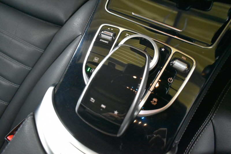 メルセデスベンツ GLC GLC220d 4ﾏﾁｯｸ ｽﾎﾟｰﾂ 本革仕様 ﾚｰﾀﾞｰｾｰﾌﾃｨP ﾊﾟﾉﾗﾏｻﾝﾙｰﾌ 全席ﾋｰﾀｰ黒革 ﾌﾞﾙﾒｽﾀｰ ﾍｯﾄﾞｱｯﾌﾟﾃﾞｨｽﾌﾟﾚｲ ﾌｯﾄｹﾞｰﾄ AMGｴｱﾛ19AW ﾃﾞｨｽﾄﾛﾆｯｸ ﾌﾞﾗｲﾝﾄﾞｽﾎﾟｯﾄ ﾚｰﾝｷｰﾌﾟ Meｺﾈｸﾄ HDDﾅﾋﾞTV 360ｶﾒﾗ ｷｰﾚｽGo 2年保証