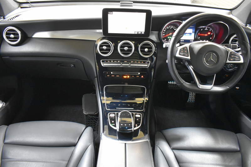 メルセデスベンツ GLC GLC220d 4ﾏﾁｯｸ ｽﾎﾟｰﾂ 本革仕様 ﾚｰﾀﾞｰｾｰﾌﾃｨP ﾊﾟﾉﾗﾏｻﾝﾙｰﾌ 全席ﾋｰﾀｰ黒革 ﾌﾞﾙﾒｽﾀｰ ﾍｯﾄﾞｱｯﾌﾟﾃﾞｨｽﾌﾟﾚｲ ﾌｯﾄｹﾞｰﾄ AMGｴｱﾛ19AW ﾃﾞｨｽﾄﾛﾆｯｸ ﾌﾞﾗｲﾝﾄﾞｽﾎﾟｯﾄ ﾚｰﾝｷｰﾌﾟ Meｺﾈｸﾄ HDDﾅﾋﾞTV 360ｶﾒﾗ ｷｰﾚｽGo 2年保証