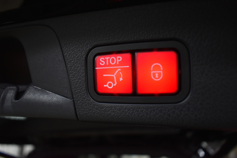 AMG GLB MercedesAMG GLB35 4ﾏﾁｯｸ AMGｱﾄﾞﾊﾞﾝｽﾄﾞ＆ﾊﾟﾌｫｰﾏﾝｽP ﾚｰﾀﾞｰｾｰﾌﾃｨP 8速 ﾊﾟﾉﾗﾏｻﾝﾙｰﾌ ﾋｰﾀｰ黒/赤革 対話式ﾅﾋﾞ ﾃﾞｨｽﾄﾛ BSM Lｷｰﾌﾟ AMGｴｱﾛ19AW ｷｰﾚｽGO PTS HUD  地ﾃﾞｼﾞﾅﾋﾞ 360ｶﾒﾗ 2年保証