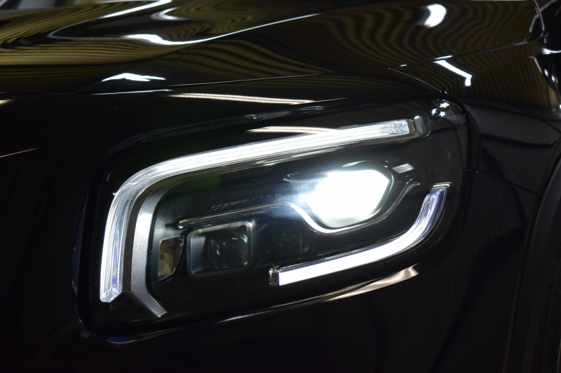 AMG GLB MercedesAMG GLB35 4ﾏﾁｯｸ AMGｱﾄﾞﾊﾞﾝｽﾄﾞ＆ﾊﾟﾌｫｰﾏﾝｽP ﾚｰﾀﾞｰｾｰﾌﾃｨP 8速 ﾊﾟﾉﾗﾏｻﾝﾙｰﾌ ﾋｰﾀｰ黒/赤革 対話式ﾅﾋﾞ ﾃﾞｨｽﾄﾛ BSM Lｷｰﾌﾟ AMGｴｱﾛ19AW ｷｰﾚｽGO PTS HUD  地ﾃﾞｼﾞﾅﾋﾞ 360ｶﾒﾗ 2年保証