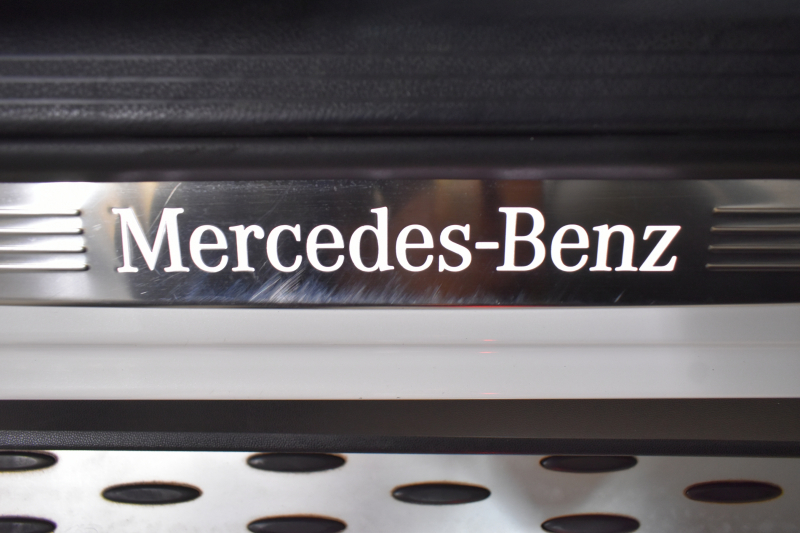 メルセデスベンツ GLC GLC220d 4ﾏﾁｯｸ ｽﾎﾟｰﾂ 本革仕様 ﾚｰﾀﾞｰｾｰﾌﾃｨP 170馬力 ﾊﾟﾉﾗﾏｻﾝﾙｰﾌ 全席ﾋｰﾀｰ黒革ｼｰﾄ ﾃﾞｨｽﾄﾛ ﾌﾞﾗｲﾝﾄﾞS Lｷｰﾌﾟ AMGｴｱﾛ19AW ｷｰGo PTS ﾍｯﾄﾞｱｯﾌﾟD ﾌﾞﾙﾒｽﾀS Fｹﾞｰﾄ 地ﾃﾞｼﾞ360ｶﾒﾗ 2年保証