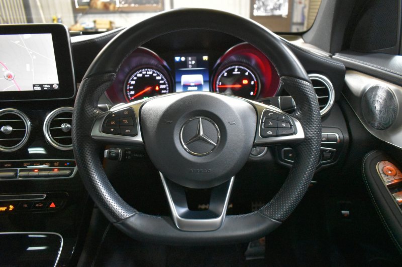 メルセデスベンツ GLC GLC220d 4ﾏﾁｯｸ ｽﾎﾟｰﾂ 本革仕様 ﾚｰﾀﾞｰｾｰﾌﾃｨP 170馬力 ﾊﾟﾉﾗﾏｻﾝﾙｰﾌ 全席ﾋｰﾀｰ黒革ｼｰﾄ ﾃﾞｨｽﾄﾛ ﾌﾞﾗｲﾝﾄﾞS Lｷｰﾌﾟ AMGｴｱﾛ19AW ｷｰGo PTS ﾍｯﾄﾞｱｯﾌﾟD ﾌﾞﾙﾒｽﾀS Fｹﾞｰﾄ 地ﾃﾞｼﾞ360ｶﾒﾗ 2年保証