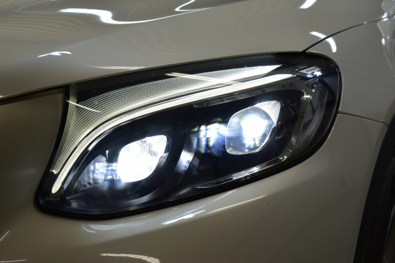 メルセデスベンツ GLC GLC220d 4ﾏﾁｯｸ ｽﾎﾟｰﾂ 本革仕様 ﾚｰﾀﾞｰｾｰﾌﾃｨP 170馬力 ﾊﾟﾉﾗﾏｻﾝﾙｰﾌ 全席ﾋｰﾀｰ黒革ｼｰﾄ ﾃﾞｨｽﾄﾛ ﾌﾞﾗｲﾝﾄﾞS Lｷｰﾌﾟ AMGｴｱﾛ19AW ｷｰGo PTS ﾍｯﾄﾞｱｯﾌﾟD ﾌﾞﾙﾒｽﾀS Fｹﾞｰﾄ 地ﾃﾞｼﾞ360ｶﾒﾗ 2年保証