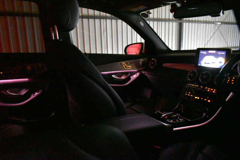 メルセデスベンツ GLC GLC220d 4ﾏﾁｯｸ ｽﾎﾟｰﾂ 本革仕様 ﾚｰﾀﾞｰｾｰﾌﾃｨP 170馬力 ﾊﾟﾉﾗﾏｻﾝﾙｰﾌ 全席ﾋｰﾀｰ黒革ｼｰﾄ ﾃﾞｨｽﾄﾛ ﾌﾞﾗｲﾝﾄﾞS Lｷｰﾌﾟ AMGｴｱﾛ19AW ｷｰGo PTS ﾍｯﾄﾞｱｯﾌﾟD ﾌﾞﾙﾒｽﾀS Fｹﾞｰﾄ 地ﾃﾞｼﾞ360ｶﾒﾗ 2年保証