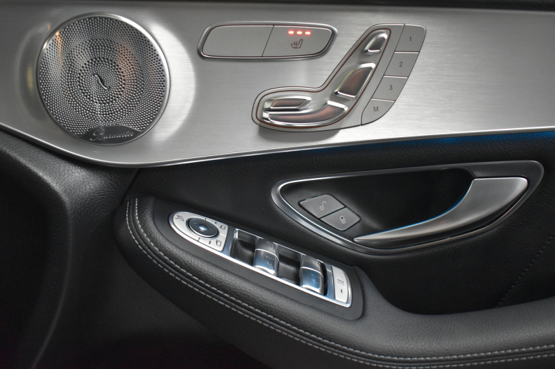 メルセデスベンツ GLC GLC250 4ﾏﾁｯｸ ｽﾎﾟｰﾂ 本革仕様 ﾚｰﾀﾞｰｾｰﾌﾃｨP 211馬力 1ｵｰﾅｰ ﾊﾟﾉﾗﾏｻﾝﾙｰﾌ 全席ﾋｰﾀｰ黒革ｼｰﾄ ﾃﾞｨｽﾄﾛ ﾌﾞﾗｲﾝﾄﾞS Lｷｰﾌﾟ AMGｴｱﾛ19AW ｷｰGo PTS ﾍｯﾄﾞｱｯﾌﾟD ﾌﾞﾙﾒｽﾀS Fｹﾞｰﾄ 地ﾃﾞｼﾞ360ｶﾒﾗ 2年保証