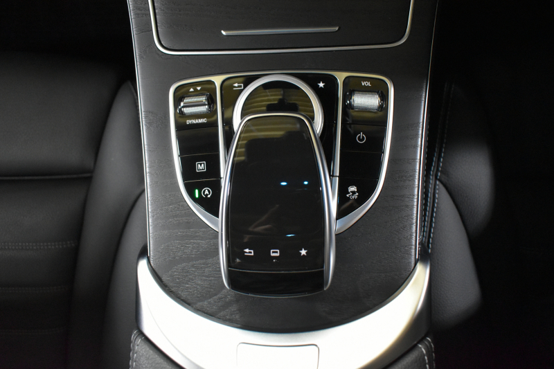 メルセデスベンツ GLC GLC250 4ﾏﾁｯｸ ｽﾎﾟｰﾂ 本革仕様 ﾚｰﾀﾞｰｾｰﾌﾃｨP 211馬力 1ｵｰﾅｰ ﾊﾟﾉﾗﾏｻﾝﾙｰﾌ 全席ﾋｰﾀｰ黒革ｼｰﾄ ﾃﾞｨｽﾄﾛ ﾌﾞﾗｲﾝﾄﾞS Lｷｰﾌﾟ AMGｴｱﾛ19AW ｷｰGo PTS ﾍｯﾄﾞｱｯﾌﾟD ﾌﾞﾙﾒｽﾀS Fｹﾞｰﾄ 地ﾃﾞｼﾞ360ｶﾒﾗ 2年保証