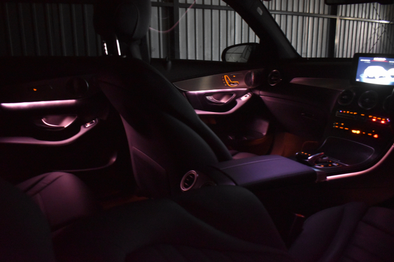 メルセデスベンツ GLC GLC250 4ﾏﾁｯｸ ｽﾎﾟｰﾂ 本革仕様 ﾚｰﾀﾞｰｾｰﾌﾃｨP 211馬力 1ｵｰﾅｰ ﾊﾟﾉﾗﾏｻﾝﾙｰﾌ 全席ﾋｰﾀｰ黒革ｼｰﾄ ﾃﾞｨｽﾄﾛ ﾌﾞﾗｲﾝﾄﾞS Lｷｰﾌﾟ AMGｴｱﾛ19AW ｷｰGo PTS ﾍｯﾄﾞｱｯﾌﾟD ﾌﾞﾙﾒｽﾀS Fｹﾞｰﾄ 地ﾃﾞｼﾞ360ｶﾒﾗ 2年保証