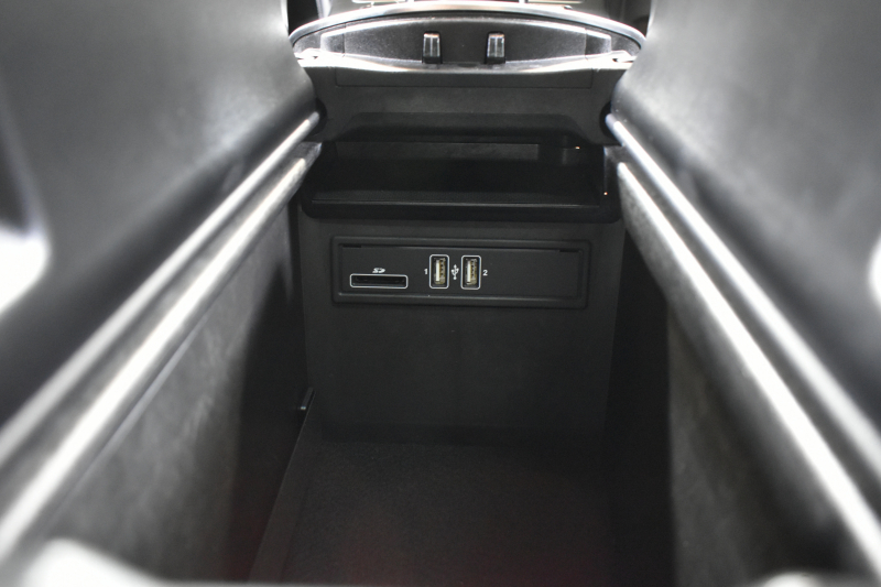 メルセデスベンツ GLC GLC250 4ﾏﾁｯｸ ｽﾎﾟｰﾂ 本革仕様 ﾚｰﾀﾞｰｾｰﾌﾃｨP 211馬力 1ｵｰﾅｰ ﾊﾟﾉﾗﾏｻﾝﾙｰﾌ 全席ﾋｰﾀｰ黒革ｼｰﾄ ﾃﾞｨｽﾄﾛ ﾌﾞﾗｲﾝﾄﾞS Lｷｰﾌﾟ AMGｴｱﾛ19AW ｷｰGo PTS ﾍｯﾄﾞｱｯﾌﾟD ﾌﾞﾙﾒｽﾀS Fｹﾞｰﾄ 地ﾃﾞｼﾞ360ｶﾒﾗ 2年保証