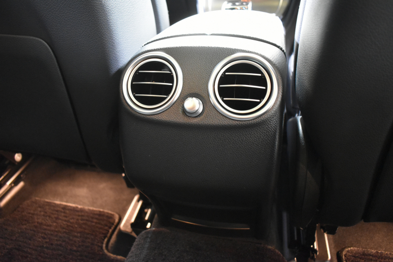 AMG GLC GLC43 4MATIC ﾚｻﾞｰｴｸｽｸﾙｰｼﾌﾞP ﾚｰﾀﾞｰｾｰﾌﾃｨP V6ﾂｲﾝﾀｰﾎﾞ/367馬力 ﾊﾟﾉﾗﾏｻﾝﾙｰﾌ 黒革 ﾌﾞﾙﾒｽﾀｰ HUD ﾃﾞｨｽﾄﾛﾆｯｸ ﾌﾞﾗｲﾝﾄﾞS ﾚｰﾝｷｰﾌﾟ ｴｱﾛ20AW ｻｲﾄﾞﾗﾝﾆﾝｸﾞﾎﾞｰﾄﾞ ﾊﾟﾅﾒﾘﾙｯｸｸﾞﾘﾙ HDDﾅﾋﾞTV 360ｶﾒﾗ ﾌｯﾄｹﾞｰﾄ 2年保証