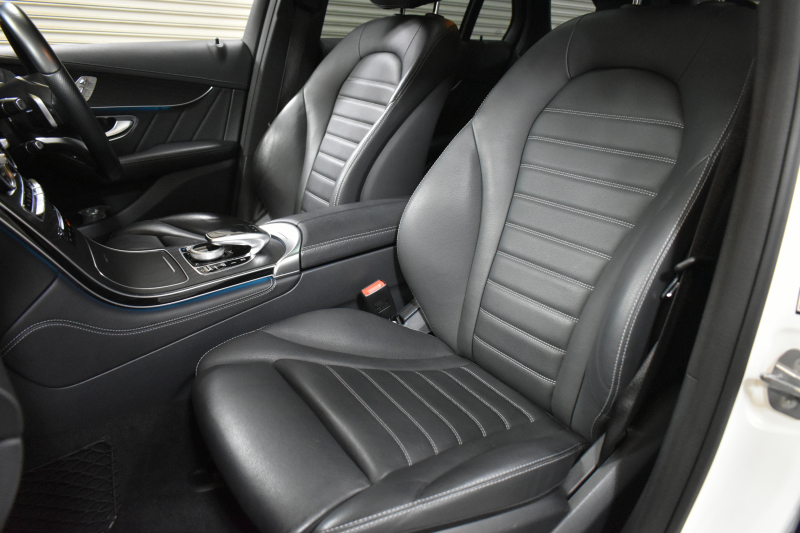 AMG GLC GLC43 4MATIC ﾚｻﾞｰｴｸｽｸﾙｰｼﾌﾞP ﾚｰﾀﾞｰｾｰﾌﾃｨP V6ﾂｲﾝﾀｰﾎﾞ/367馬力 ﾊﾟﾉﾗﾏｻﾝﾙｰﾌ 黒革 ﾌﾞﾙﾒｽﾀｰ HUD ﾃﾞｨｽﾄﾛﾆｯｸ ﾌﾞﾗｲﾝﾄﾞS ﾚｰﾝｷｰﾌﾟ ｴｱﾛ20AW ｻｲﾄﾞﾗﾝﾆﾝｸﾞﾎﾞｰﾄﾞ ﾊﾟﾅﾒﾘﾙｯｸｸﾞﾘﾙ HDDﾅﾋﾞTV 360ｶﾒﾗ ﾌｯﾄｹﾞｰﾄ 2年保証