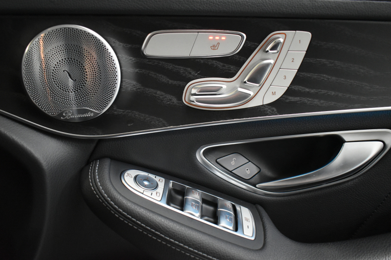 AMG GLC GLC43 4MATIC ﾚｻﾞｰｴｸｽｸﾙｰｼﾌﾞP ﾚｰﾀﾞｰｾｰﾌﾃｨP V6ﾂｲﾝﾀｰﾎﾞ/367馬力 ﾊﾟﾉﾗﾏｻﾝﾙｰﾌ 黒革 ﾌﾞﾙﾒｽﾀｰ HUD ﾃﾞｨｽﾄﾛﾆｯｸ ﾌﾞﾗｲﾝﾄﾞS ﾚｰﾝｷｰﾌﾟ ｴｱﾛ20AW ｻｲﾄﾞﾗﾝﾆﾝｸﾞﾎﾞｰﾄﾞ ﾊﾟﾅﾒﾘﾙｯｸｸﾞﾘﾙ HDDﾅﾋﾞTV 360ｶﾒﾗ ﾌｯﾄｹﾞｰﾄ 2年保証