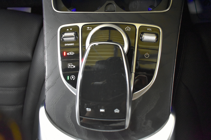 メルセデスベンツ Cクラス C200ﾜｺﾞﾝ ﾛｰﾚｳｽｴﾃﾞｨｼｮﾝｽﾎﾟｰﾂﾌﾟﾗｽ ﾚｻﾞｰｴｸｽｸﾙｰｼﾌﾞ ﾚｰﾀﾞｰSP 特別仕様車 184馬力 ﾊﾟﾉﾗﾏ MEｺﾈｸﾄ ﾋｰﾀｰ黒革 ﾃﾞｨｽﾄﾛ BSM Lﾁｪﾝ ｼﾞｱｼｽﾄ  AMGｴｱﾛ18AW ｷｰGo 液晶ﾒｰﾀｰ HUD ﾌｯﾄｹﾞｰﾄ 地ﾃﾞｼﾞﾅﾋﾞ360ｶﾒﾗ 2年保証