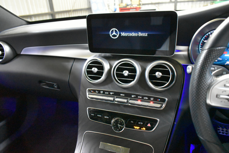 メルセデスベンツ Cクラス C200ﾜｺﾞﾝ ﾛｰﾚｳｽｴﾃﾞｨｼｮﾝｽﾎﾟｰﾂﾌﾟﾗｽ ﾚｻﾞｰｴｸｽｸﾙｰｼﾌﾞ ﾚｰﾀﾞｰSP 特別仕様車 184馬力 ﾊﾟﾉﾗﾏ MEｺﾈｸﾄ ﾋｰﾀｰ黒革 ﾃﾞｨｽﾄﾛ BSM Lﾁｪﾝ ｼﾞｱｼｽﾄ  AMGｴｱﾛ18AW ｷｰGo 液晶ﾒｰﾀｰ HUD ﾌｯﾄｹﾞｰﾄ 地ﾃﾞｼﾞﾅﾋﾞ360ｶﾒﾗ 2年保証