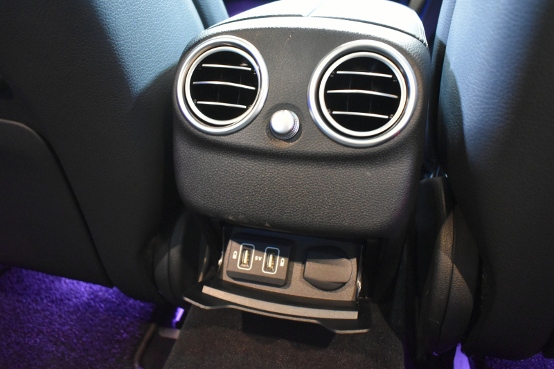 メルセデスベンツ Cクラス C200ﾜｺﾞﾝ ﾛｰﾚｳｽｴﾃﾞｨｼｮﾝｽﾎﾟｰﾂﾌﾟﾗｽ ﾚｻﾞｰｴｸｽｸﾙｰｼﾌﾞ ﾚｰﾀﾞｰSP 特別仕様車 184馬力 ﾊﾟﾉﾗﾏ MEｺﾈｸﾄ ﾋｰﾀｰ黒革 ﾃﾞｨｽﾄﾛ BSM Lﾁｪﾝ ｼﾞｱｼｽﾄ  AMGｴｱﾛ18AW ｷｰGo 液晶ﾒｰﾀｰ HUD ﾌｯﾄｹﾞｰﾄ 地ﾃﾞｼﾞﾅﾋﾞ360ｶﾒﾗ 2年保証