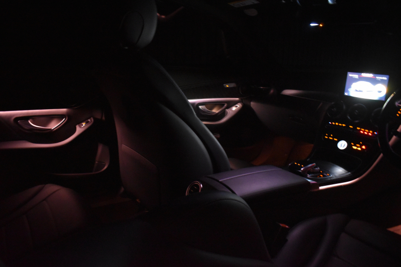 メルセデスベンツ Cクラス C200 4ﾏﾁｯｸ AVG AMGﾗｲﾝ ﾚｰﾀﾞｰｾｰﾌﾃｨP  MEｺﾈｸﾄ 9速  184馬力 燃費13.7km 4WD ﾋｰﾀｰ黒革 ﾃﾞｨｽﾄﾛ BSM Lｷｰﾌﾟ AMGｴｱﾛ18AW ｷｰﾚｽGO ﾊﾟｰｸﾄﾛ LEDﾍｯﾄﾞﾗｲﾄ ﾏﾙﾁｱﾝﾋﾞｴﾝﾄﾗｲﾄ 地ﾃﾞｼﾞﾅﾋﾞ Bｶﾒﾗ 2年保証