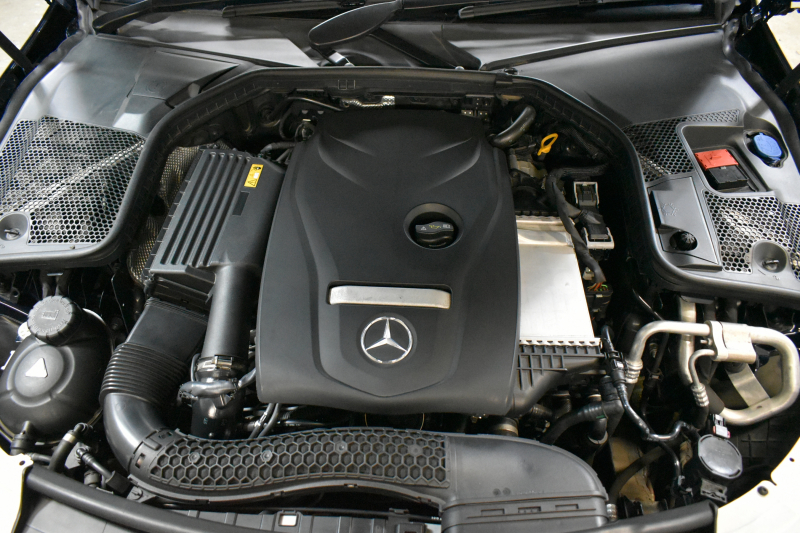 メルセデスベンツ Cクラス C200 4ﾏﾁｯｸ AVG AMGﾗｲﾝ ﾚｰﾀﾞｰｾｰﾌﾃｨP  MEｺﾈｸﾄ 9速  184馬力 燃費13.7km 4WD ﾋｰﾀｰ黒革 ﾃﾞｨｽﾄﾛ BSM Lｷｰﾌﾟ AMGｴｱﾛ18AW ｷｰﾚｽGO ﾊﾟｰｸﾄﾛ LEDﾍｯﾄﾞﾗｲﾄ ﾏﾙﾁｱﾝﾋﾞｴﾝﾄﾗｲﾄ 地ﾃﾞｼﾞﾅﾋﾞ Bｶﾒﾗ 2年保証