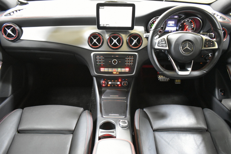 メルセデスベンツ CLAクラス CLA250 ｼｭﾎﾟﾙﾄ 4ﾏﾁｯｸ AMGﾚｻﾞｰｴｸｽｸﾙｰｼﾌﾞ ﾚｰﾀﾞｰｾｰﾌﾃｨP 後期型 2.0ﾘｯﾀｰ/218馬力 4WD 低走行 ﾊﾟﾉﾗﾏｻﾝﾙｰﾌ ﾋｰﾀｰ黒革 ﾃﾞｨｽﾄﾛ BSM Lｷｰﾌﾟ AMGｴｱﾛ18AW ｷｰﾚｽGo PTS ﾊｰﾏﾝｶｰﾄﾞﾝｻｳﾝﾄﾞ 地ﾃﾞｼﾞﾅﾋﾞ Bｶﾒﾗ 2年保証