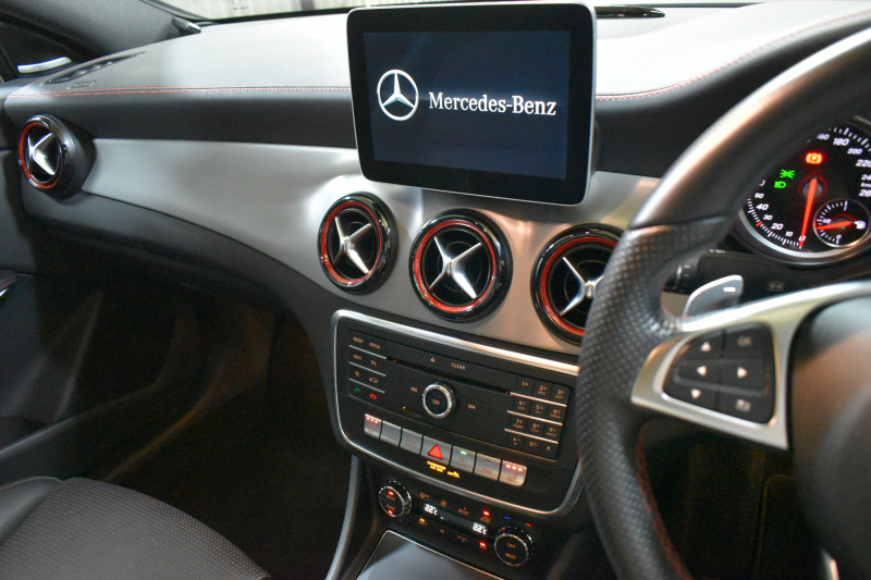 メルセデスベンツ CLAクラス CLA250 ｼｭﾎﾟﾙﾄ 4ﾏﾁｯｸ AMGﾚｻﾞｰｴｸｽｸﾙｰｼﾌﾞ ﾚｰﾀﾞｰｾｰﾌﾃｨP 後期型 2.0ﾘｯﾀｰ/218馬力 4WD 低走行 ﾊﾟﾉﾗﾏｻﾝﾙｰﾌ ﾋｰﾀｰ黒革 ﾃﾞｨｽﾄﾛ BSM Lｷｰﾌﾟ AMGｴｱﾛ18AW ｷｰﾚｽGo PTS ﾊｰﾏﾝｶｰﾄﾞﾝｻｳﾝﾄﾞ 地ﾃﾞｼﾞﾅﾋﾞ Bｶﾒﾗ 2年保証