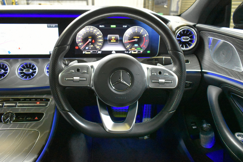 メルセデスベンツ CLS CLS450 4M ｽﾎﾟｰﾂ ｴｸｽｸﾙｰｼﾌﾞ ﾚｰﾀﾞｰSP 367馬力 ISG搭載 MEｺﾈ ｻﾝﾙｰﾌ 全席ﾋｰﾀｰ&ｸｰﾗｰ赤黒革 ACC BSM AMGｴｱﾛ19AW ｷｰGO PTS ﾌｯﾄﾄﾗﾝｸ ﾌﾞﾙﾒｽﾀｰ HUD 地ﾃﾞｼﾞ360ｶﾒﾗ 2年保証