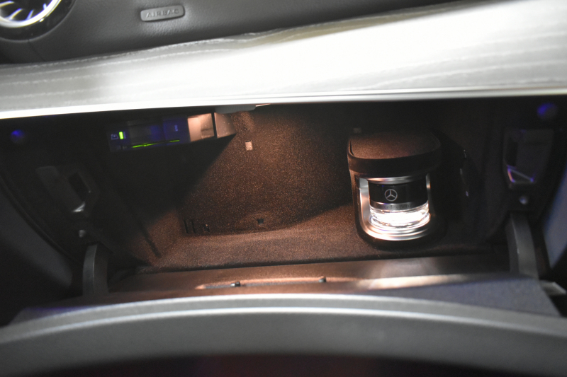 メルセデスベンツ CLS CLS450 4M ｽﾎﾟｰﾂ ｴｸｽｸﾙｰｼﾌﾞ ﾚｰﾀﾞｰSP 367馬力 ISG搭載 MEｺﾈ ｻﾝﾙｰﾌ 全席ﾋｰﾀｰ&ｸｰﾗｰ赤黒革 ACC BSM AMGｴｱﾛ19AW ｷｰGO PTS ﾌｯﾄﾄﾗﾝｸ ﾌﾞﾙﾒｽﾀｰ HUD 地ﾃﾞｼﾞ360ｶﾒﾗ 2年保証