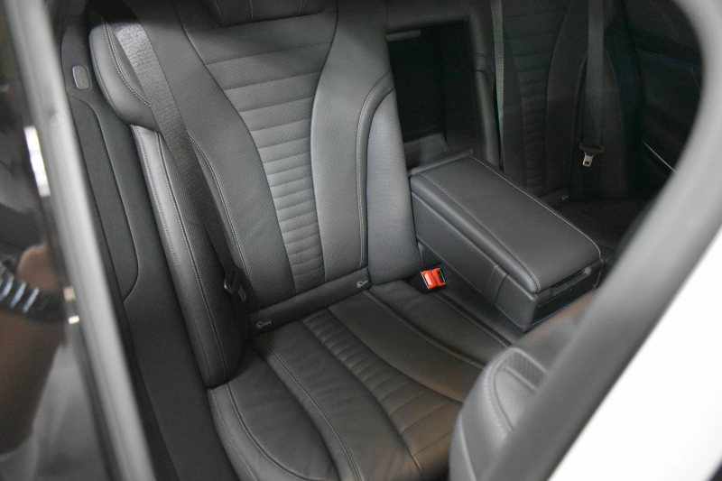 メルセデスベンツ Sクラス S400h ｴｸｽｸﾙｰｼﾌﾞ AMGﾗｲﾝ ﾗｸﾞｼﾞｭｱﾘｰP ﾚｰﾀﾞｰｾｰﾌﾃｨP 左ﾊﾝﾄﾞﾙ 中期型 V6ｴﾝｼﾞﾝ/306馬力 ﾊﾟﾉﾗﾏｻﾝﾙｰﾌ ﾋｰﾀｰ&ﾍﾞﾝﾁﾚｰﾀｰ黒革 ﾌﾞﾙﾒｽﾀｰ HUD AMGｴｱﾛ19AW ﾃﾞｨｽﾄﾛ ﾌﾞﾗｲﾝﾄﾞS ﾚｰﾝｷｰﾌﾟ HDDﾅﾋﾞTV 360ｶﾒﾗ ﾌｯﾄﾄﾗﾝｸ 2年保証