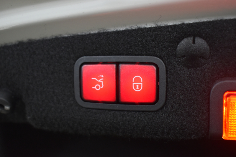 AMG Cクラス C43 4M EXC ﾚｰﾀﾞｰP  左H 1ｵｰﾅｰ 3.0LV6ﾀｰﾎﾞ367馬力 ﾋｰﾀｰ赤革 ﾃﾞｨｽﾄﾛ ﾌﾞﾗｲﾝﾄﾞｽﾎﾟｯﾄ Lｷｰﾌﾟ AMGｴｱﾛ19AW ｷｰGO ﾌﾞﾙﾒｽﾀｰS ﾌｯﾄﾄﾗﾝｸ 地ﾃﾞｼﾞBｶﾒﾗ PTS 2年保証