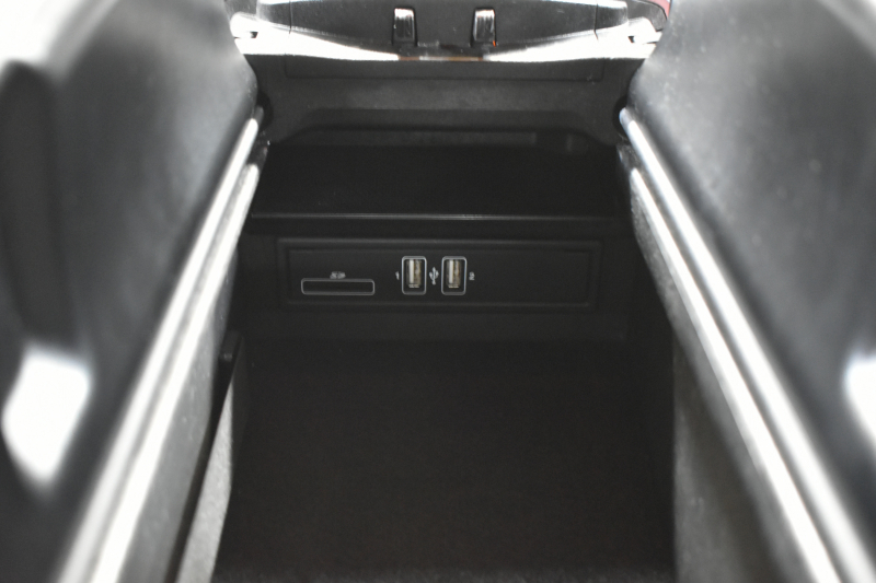 AMG Cクラス C43 4M EXC ﾚｰﾀﾞｰP  左H 1ｵｰﾅｰ 3.0LV6ﾀｰﾎﾞ367馬力 ﾋｰﾀｰ赤革 ﾃﾞｨｽﾄﾛ ﾌﾞﾗｲﾝﾄﾞｽﾎﾟｯﾄ Lｷｰﾌﾟ AMGｴｱﾛ19AW ｷｰGO ﾌﾞﾙﾒｽﾀｰS ﾌｯﾄﾄﾗﾝｸ 地ﾃﾞｼﾞBｶﾒﾗ PTS 2年保証