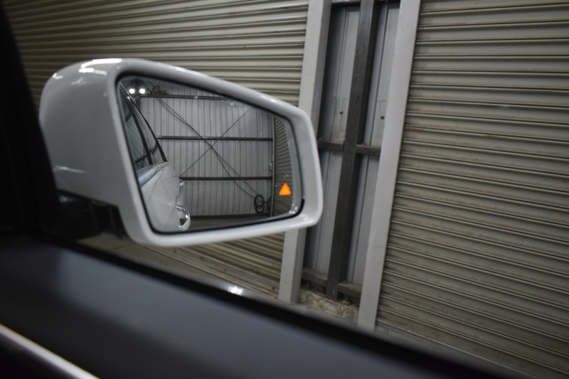 メルセデスベンツ Eクラス E250 AVG AMGｽﾎﾟｰﾂ ﾚｰﾀﾞｰSP 後期 ﾋｰﾀｰ黒半革 ﾃﾞｨｽﾄﾛ Bｽﾎﾟｯﾄ Lｷｰﾌﾟ ｷｰﾚｽGo AMGｴｱﾛ18AW ﾊﾟｰｸﾄﾛ LEDﾍｯﾄﾞ 駐車支援 地ﾃﾞｼﾞﾅﾋﾞ 360ｶﾒﾗ 2年保証