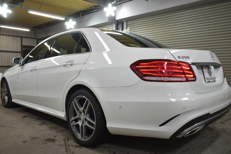 メルセデスベンツ Eクラス E250 AVG AMGｽﾎﾟｰﾂ ﾚｰﾀﾞｰSP 後期 ﾋｰﾀｰ黒半革 ﾃﾞｨｽﾄﾛ Bｽﾎﾟｯﾄ Lｷｰﾌﾟ ｷｰﾚｽGo AMGｴｱﾛ18AW ﾊﾟｰｸﾄﾛ LEDﾍｯﾄﾞ 駐車支援 地ﾃﾞｼﾞﾅﾋﾞ 360ｶﾒﾗ 2年保証